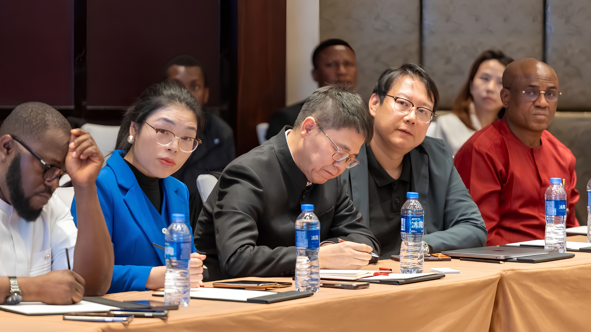 CBN Governor Olayemi Cardoso meeting senior executives of the Industrial and Commercial Bank of China to discuss investment in Nigerian financial markets.
