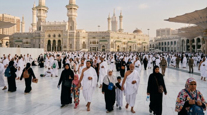 Muslim-pilgrims-Makkah-Grand-Mosque-Mecca-Makkah