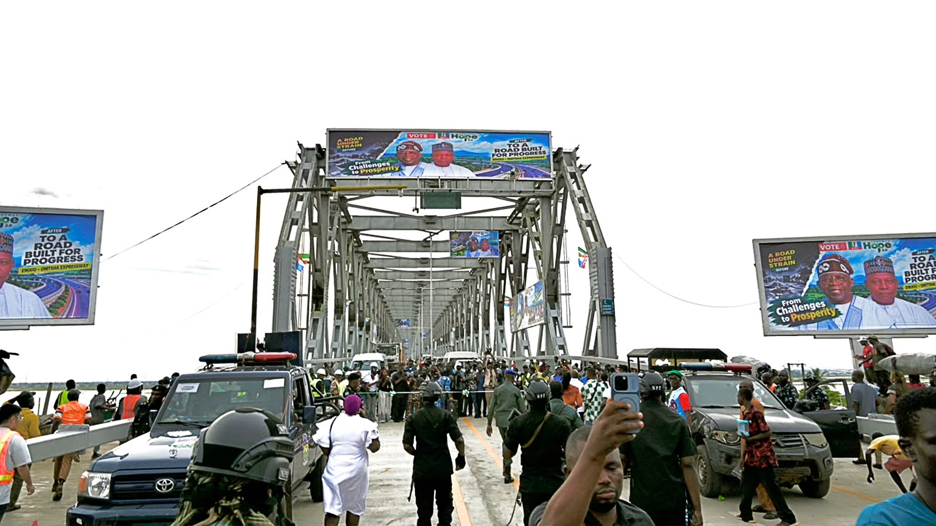 The First Niger Bridge, completed in 1965 and linking Onitsha in Anambra State