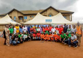 FBRA staff and member companies (left); Let’s Do It Nigeria representatives; LAWMA officials and street sweepers; Collection Partner Zyntomax and volunteers during the World Cleanup Day 2026 cleanup and recovery exercise in Agbele, Ikorodu, Lagos