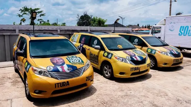 D’banj gifts lawyer, Olajengbesi, three cars for campaign