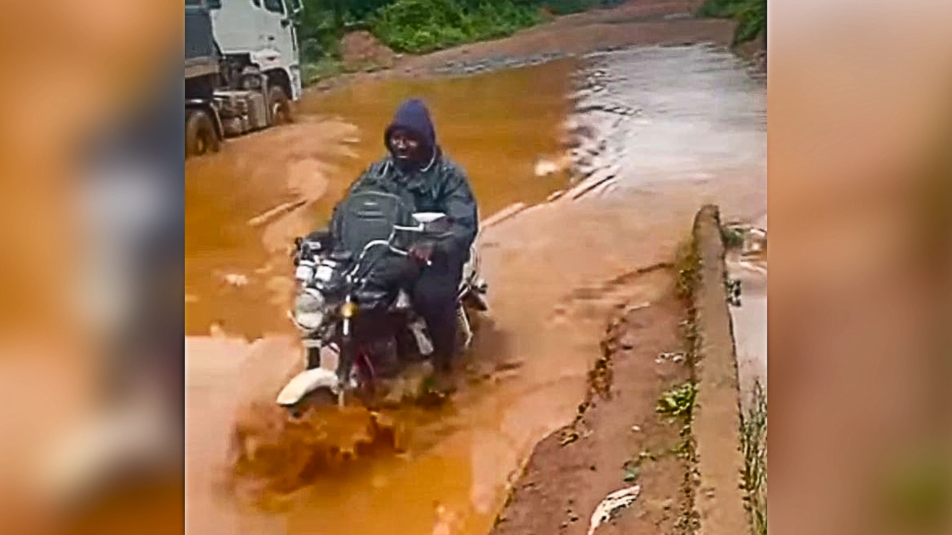 Deplorable Oba-Nnewi-Uga-Akokwa-Arondizuogu-Okigwe Road.