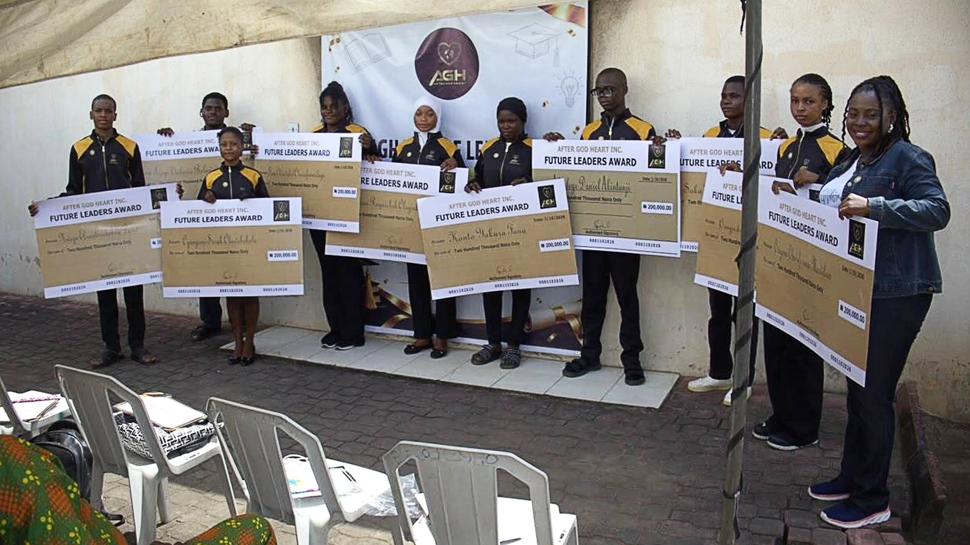 NGO awards scholarships to 10 Nigerian students