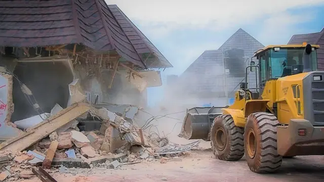Edo demolishes buildings allegedly used for organ harvesting