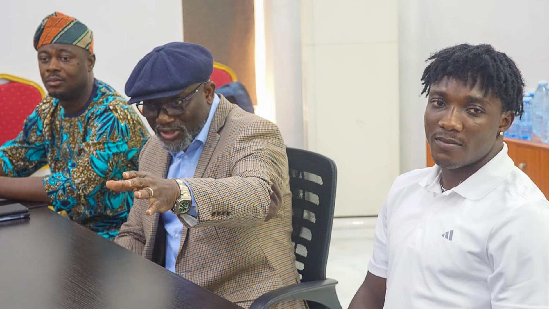Secretary, Lagos State Athletics Association (LSAA), Rabiu Okikioposu (left); LSAA Chairman, Dr Solomon Alao; and Kanyinsola Ajayi (right) during the reception for the World Athletics Championships’ bronze medallist in Lagos on Friday.