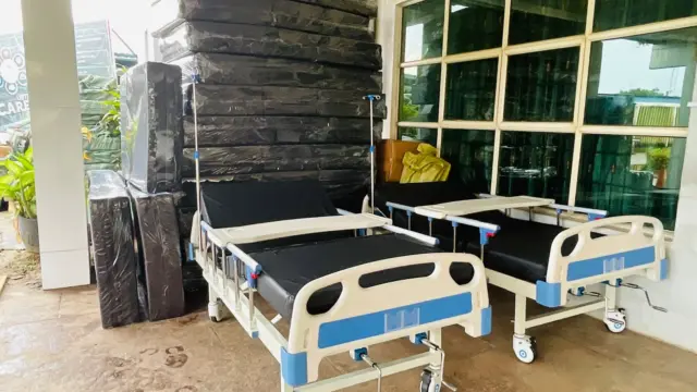 Philanthropist donates 30 Hospital Beds to UBTH