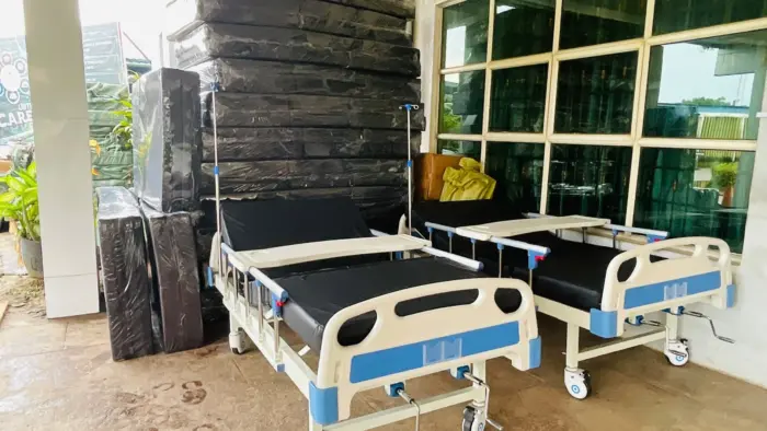 Philanthropist donates 30 Hospital Beds to UBTH