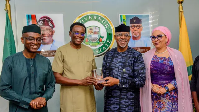 Executive Vice President, Gas, Power and New Energy, Nigeria National Petroleum Company Ltd, Mr. Olalekan Ogunleye (left); Group Chief Finance Officer, Mr. Dapo Segun; Ogun State Governor, Prince Dapo Abiodun; and Chief Relations Officer, Mrs Morenike Adewunmi during the visit of Nigeria National Petroleum Company Ltd team to the Governor in Iperu, Ogun State.