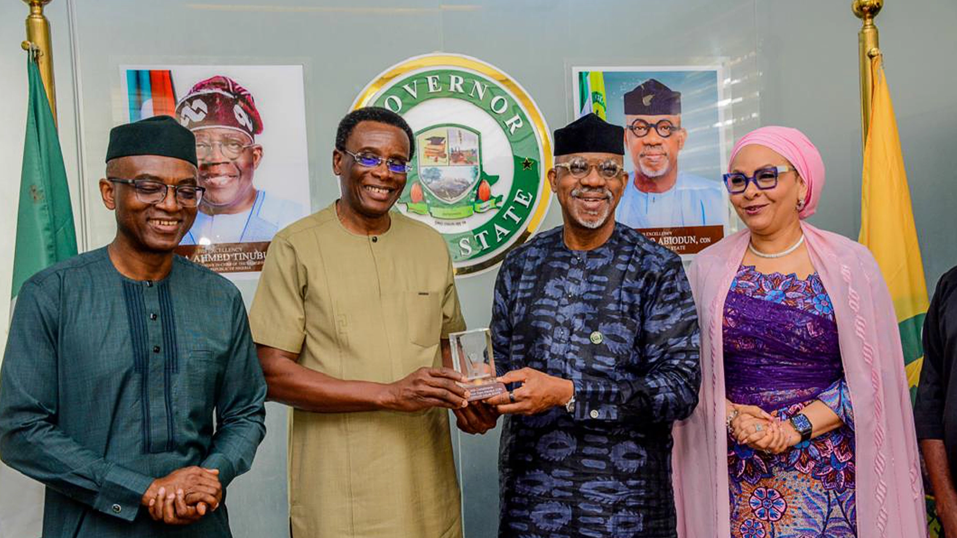 Executive Vice President, Gas, Power and New Energy, Nigeria National Petroleum Company Ltd, Mr. Olalekan Ogunleye (left); Group Chief Finance Officer, Mr. Dapo Segun; Ogun State Governor, Prince Dapo Abiodun; and Chief Relations Officer, Mrs Morenike Adewunmi during the visit of Nigeria National Petroleum Company Ltd team to the Governor in Iperu, Ogun State.