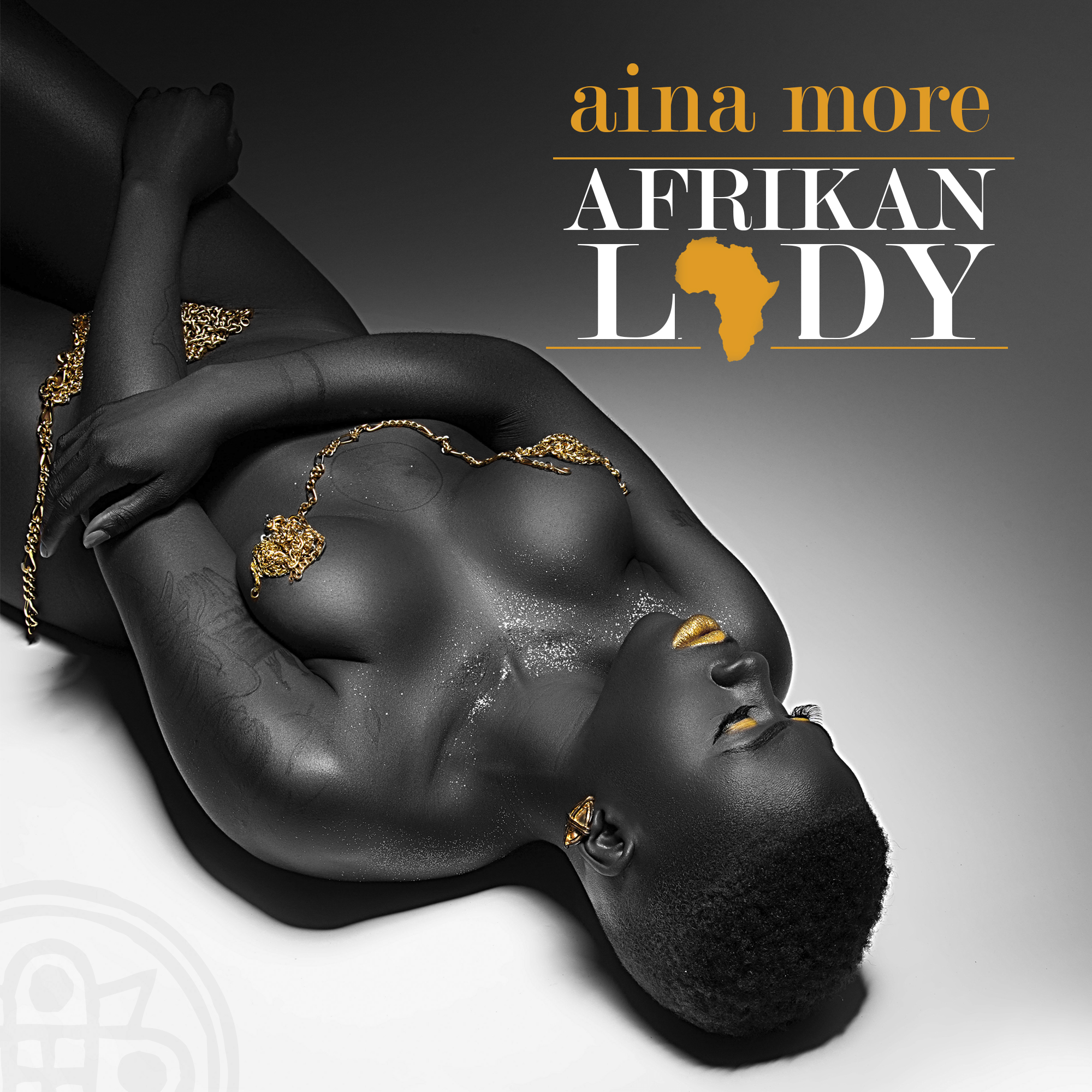 AinaMore_AfricanLady2