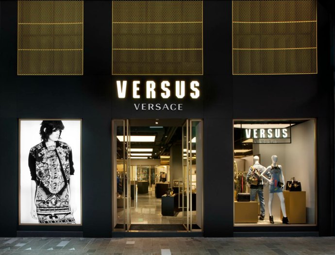 VERSUS-VERSACE