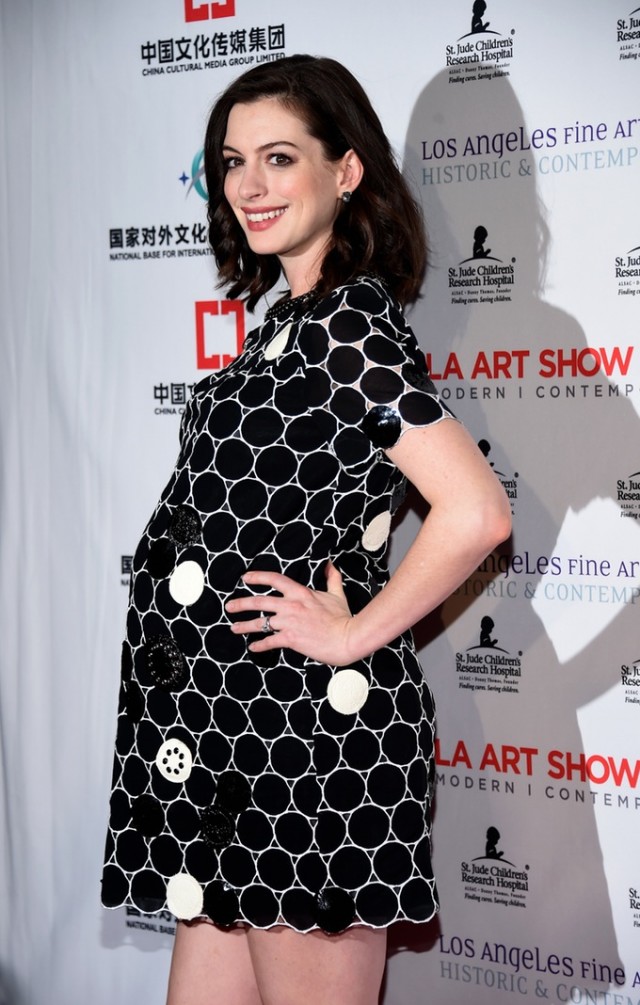 anne-hathaway-e1460106065470