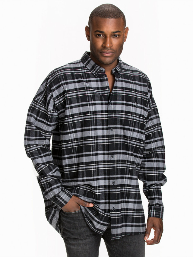 Oversized-shirt-e1469724956262