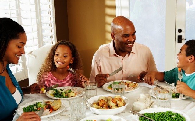 eating-together-e1469780553471