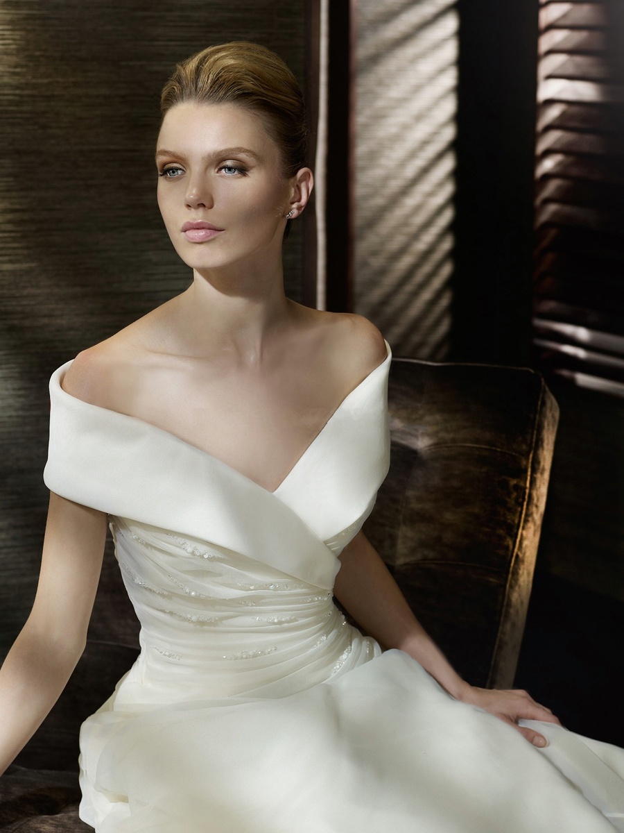 Off-shoulder-wedding-dress5-1